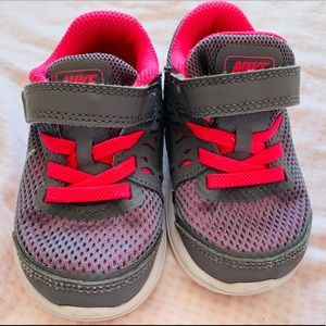 infant girl nike shoes